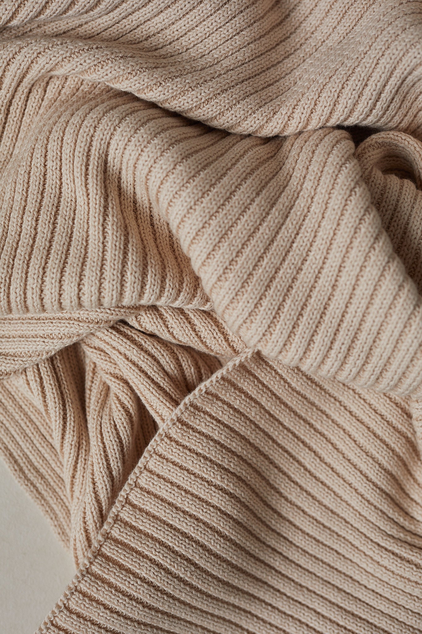 Hand Embroidered Novella Ribbed Knit Blanket - Beige