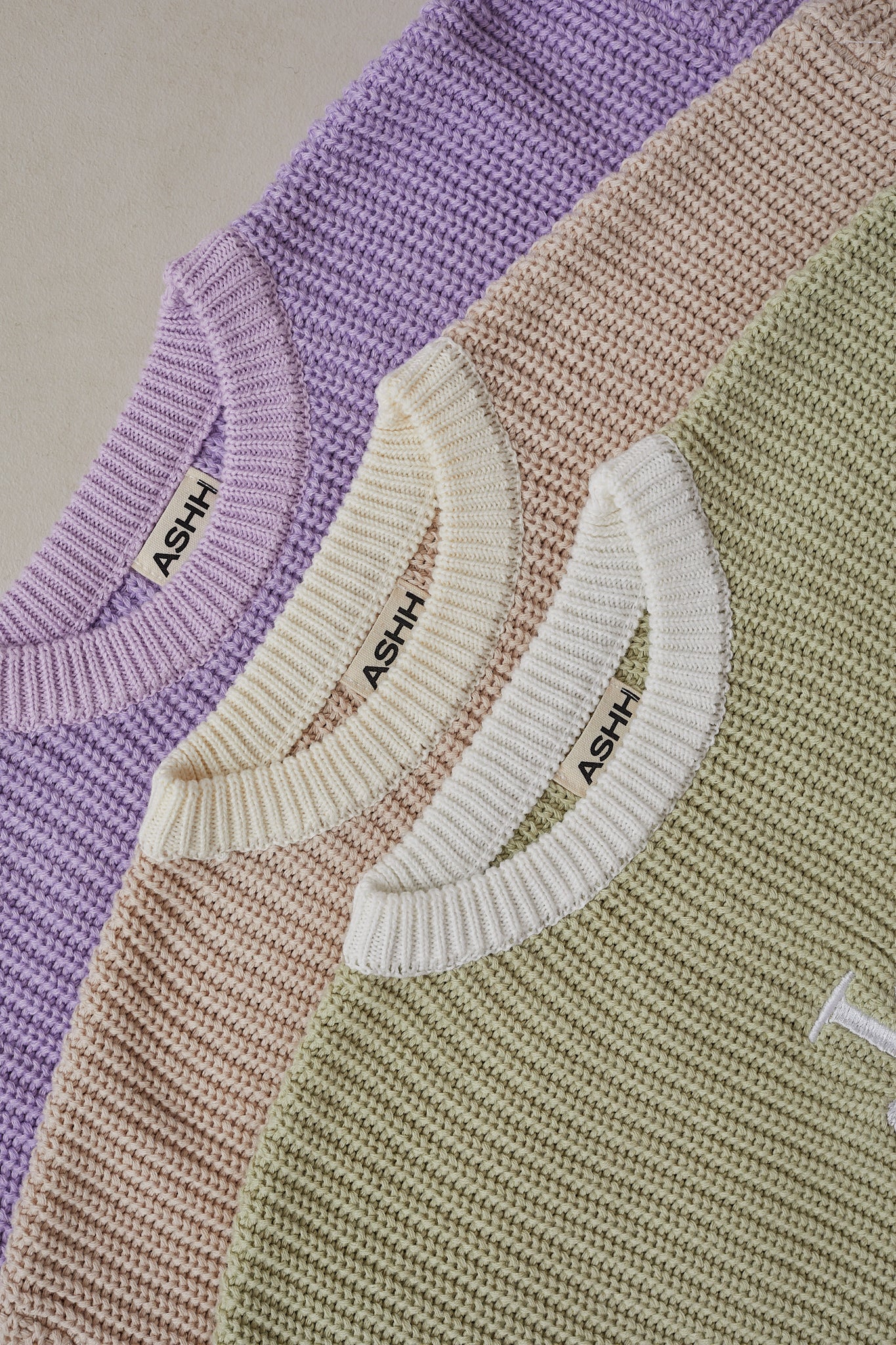 CHUNKY KNIT SWEATER