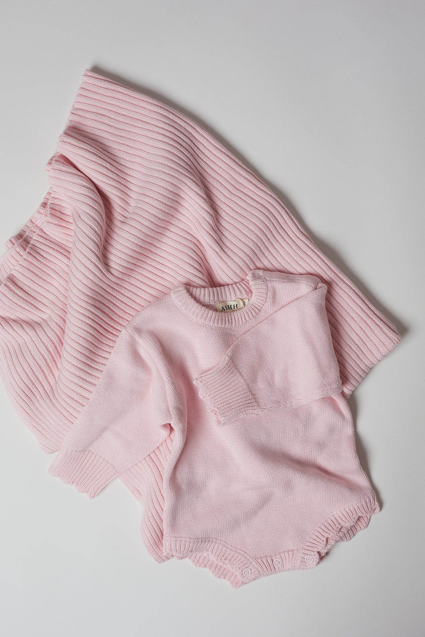 Novella Ribbed Knit Blanket | Peony