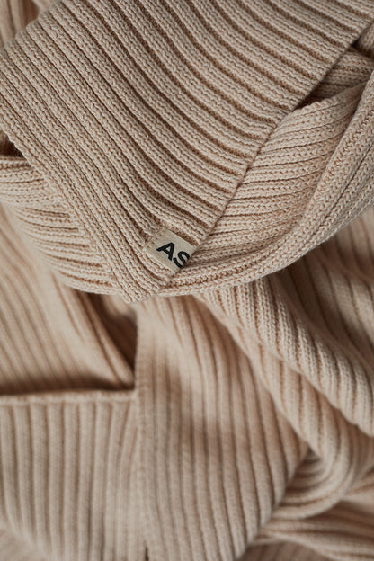 Hand Embroidered Novella Ribbed Knit Blanket - Beige