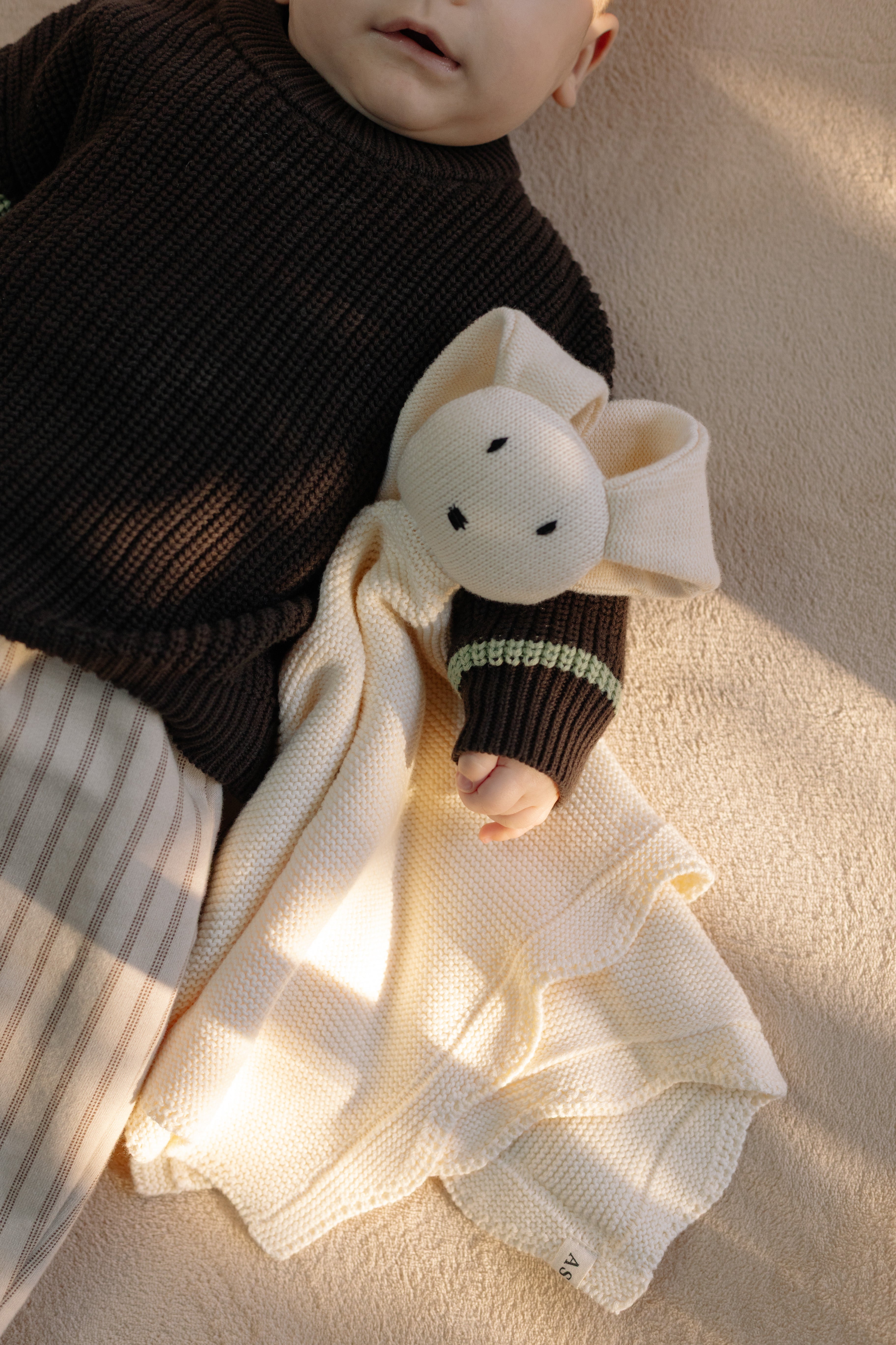 Bobbi Bunny Comforter | Honeycomb