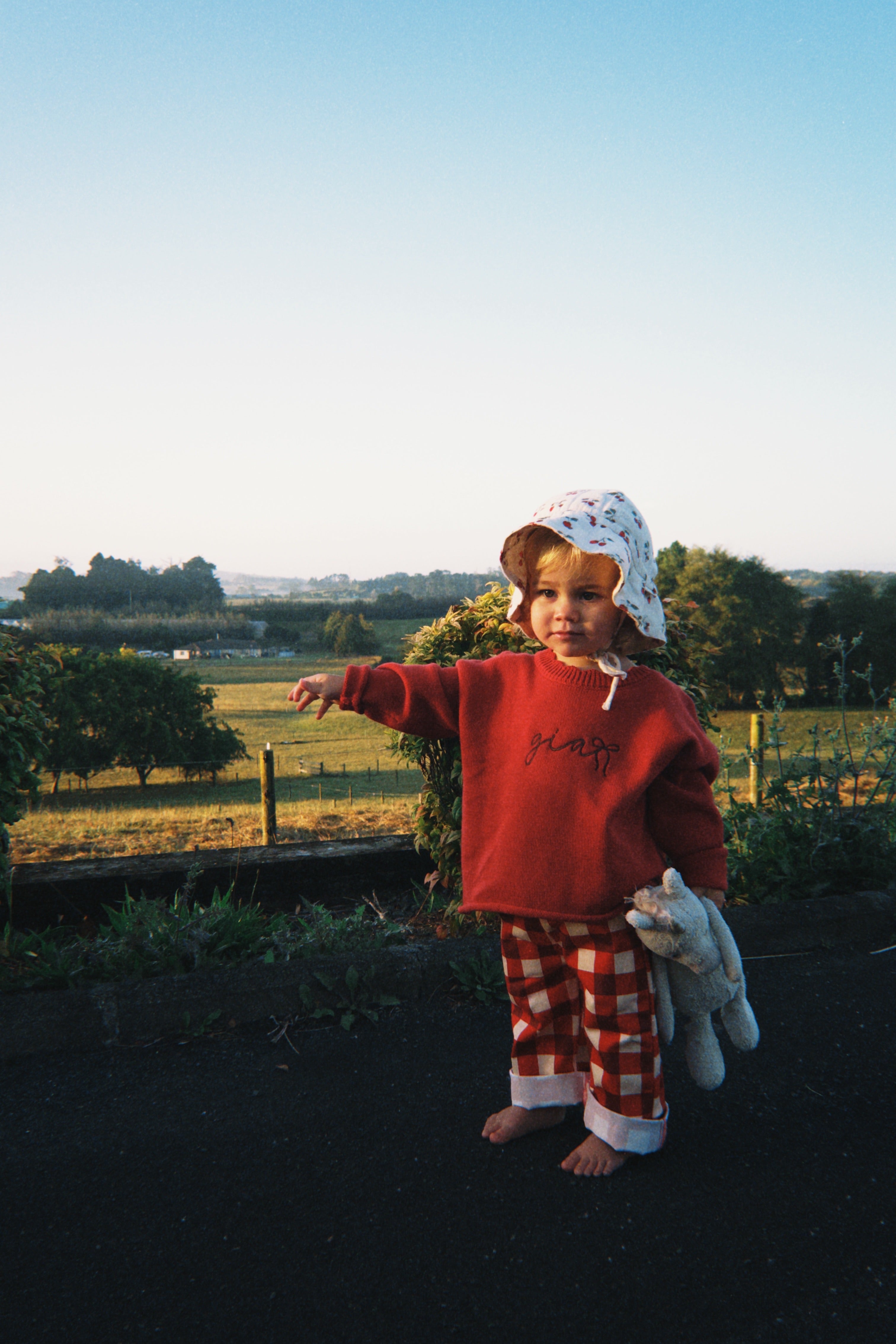 Poppy Knit Sweater - Cherry Red